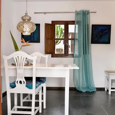 Holiday home Stylish House In A Real With Private Garden
